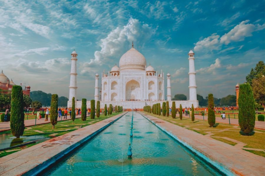 Taj Mahal Tour By Superfast Train From Delhi