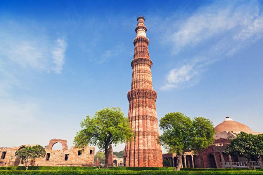 Delhi Temples and Spiritual Sites Tour – 6 Hours