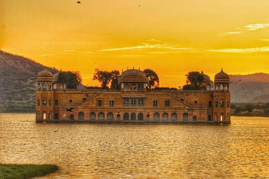 From Delhi: 2 Days Jaipur City Overnight Tour